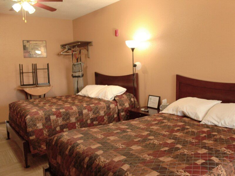 fisheads-standard-queen-room-beds Fisheads standard queen room beds